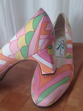 Vintage Pink & Green Patterned Women's Pumps by Ross Hommerson